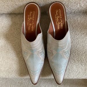 Donald J. Pliner “JENA” Western Style Mule